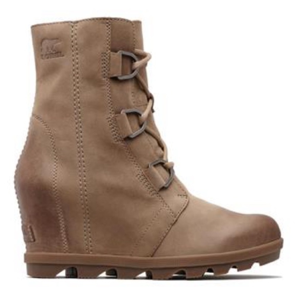 NWOT Sorel Joan of Arctic Wedge II Boot - Women's size 7